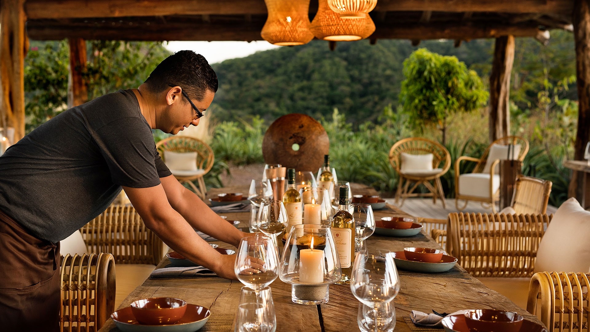 Dining Set Up At Kasiiya Min