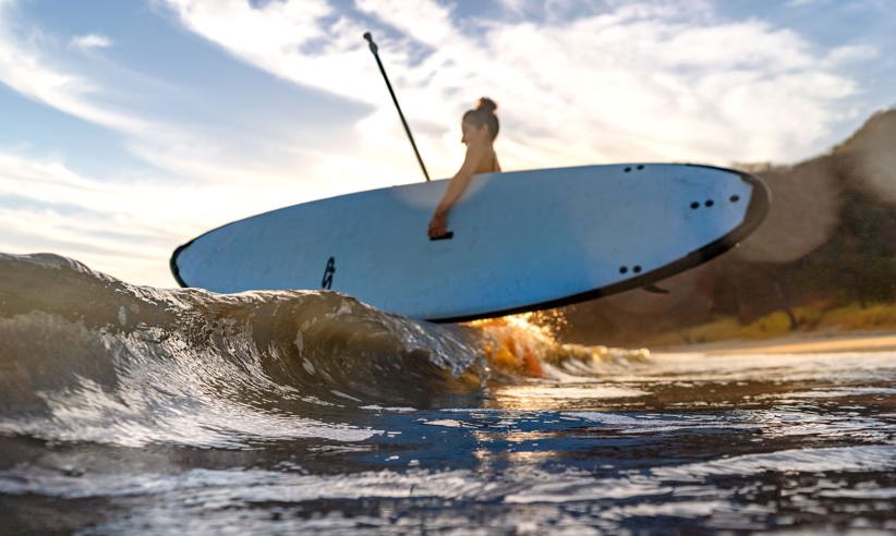 Hit The Waves Min