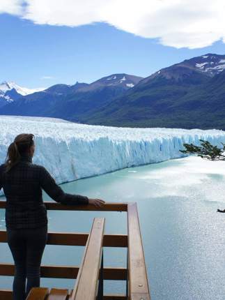 Scenic glacier view from the Perito Moreno lookout in Patagonia, Argentina. 