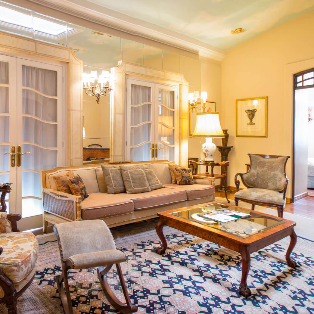 Deluxe Suite