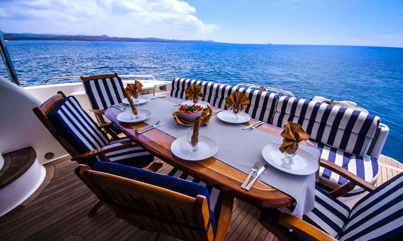 Dine al fresco