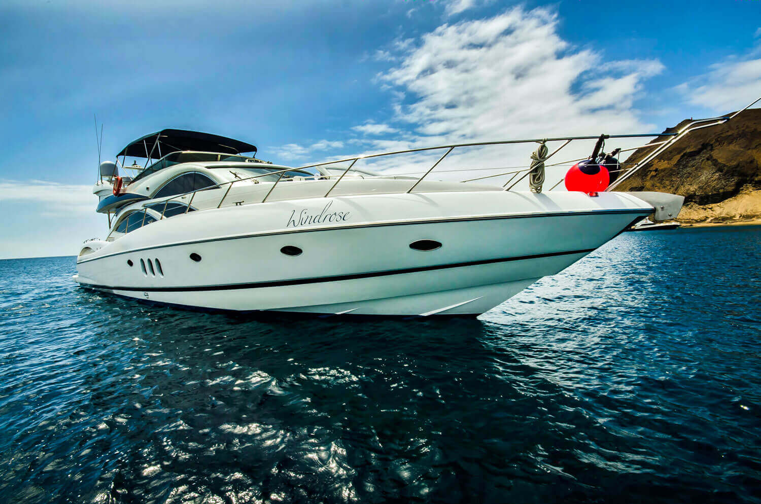 The stylish and fast Windrose day cruiser 