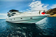 The stylish and fast Windrose day cruiser 