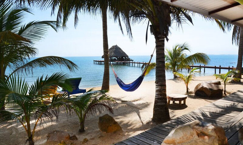 Beach facilities, a hammock is divine