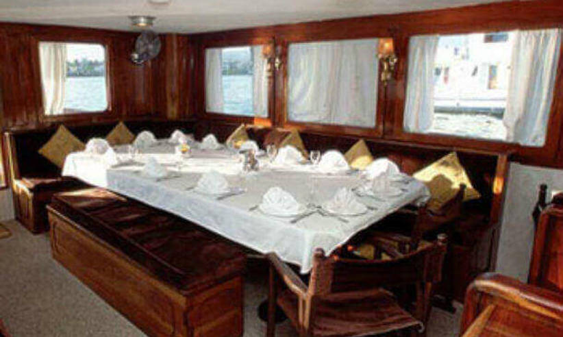 The dining room 