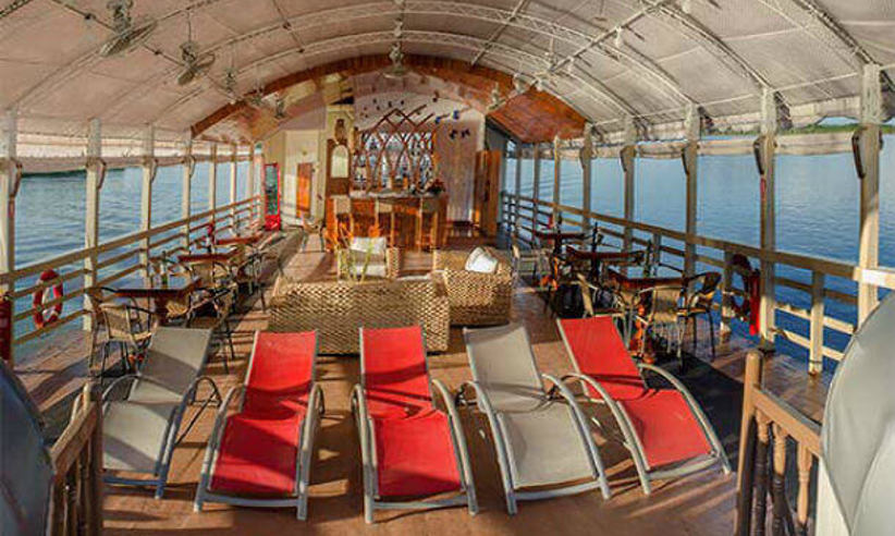 The spacious sun deck on La Amatista 