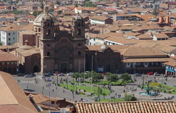 Plaza de Armas Cusco.jpg