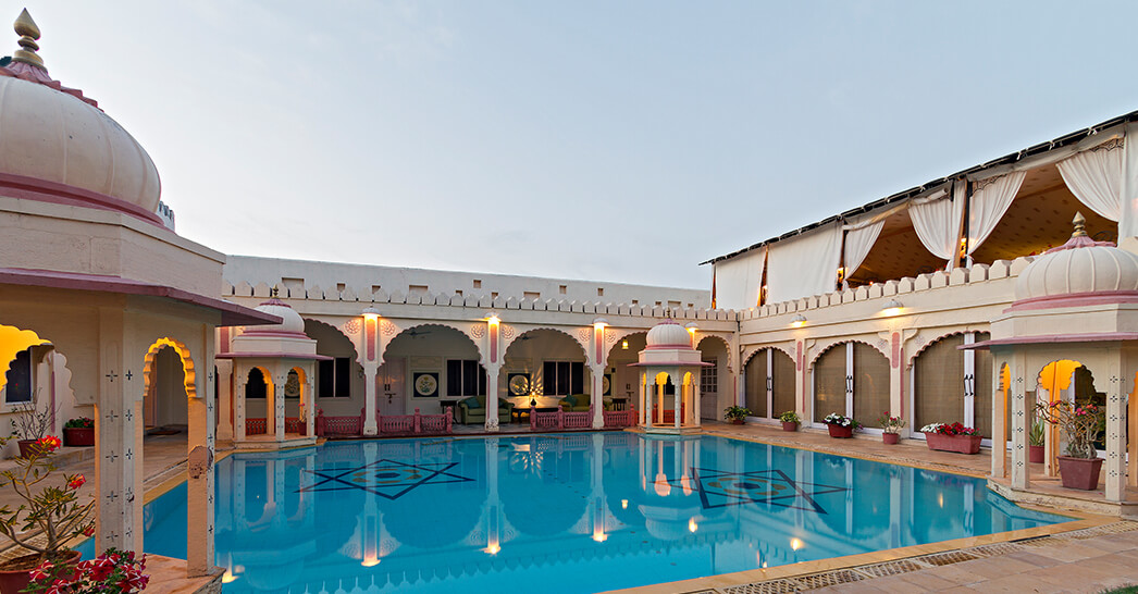 Swimmingpool Img