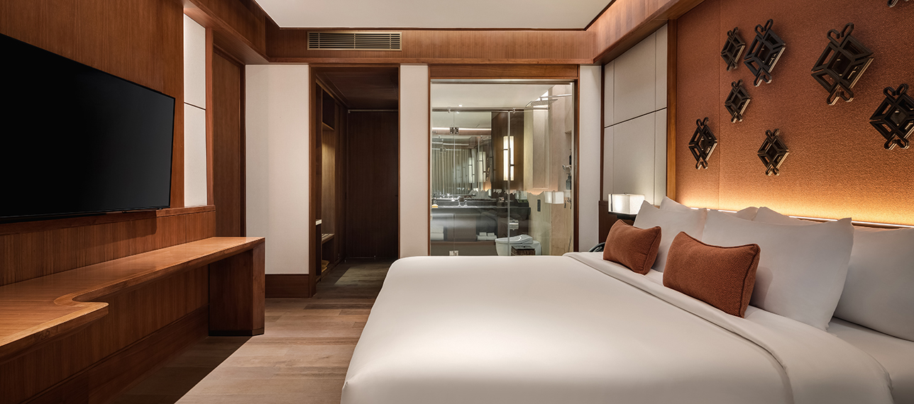 1288 X 570 Deluxe Room King Bali Beach Hotel Room 2