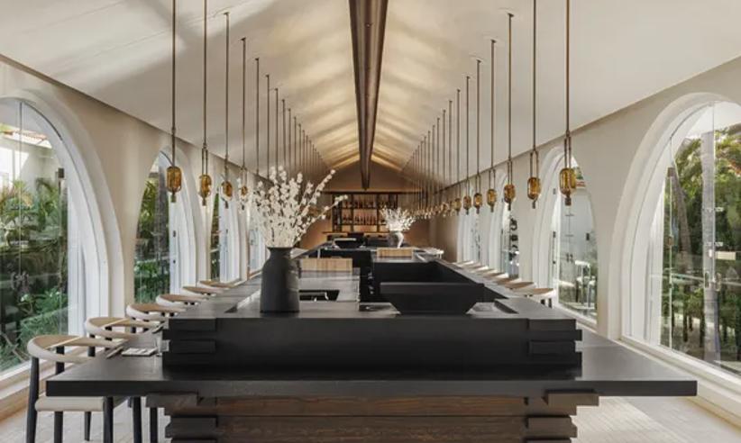 OO Palmilla Hoshi Interior Wide With Chef 4080 MASTER