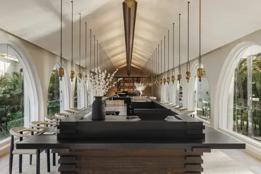 OO Palmilla Hoshi Interior Wide With Chef 4080 MASTER