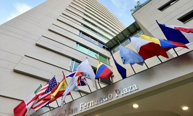 Hotel Fachada 13