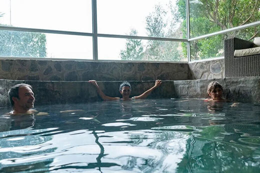 3 Delise Hoteles El Refugio Poza Termal Cubierta