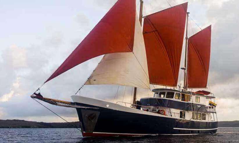 The Samba with full sail