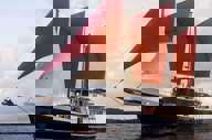 The Samba with full sail
