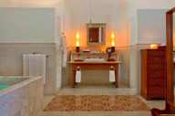 lux1378gb-91258-Jr-Suite-Bathroom.jpg
