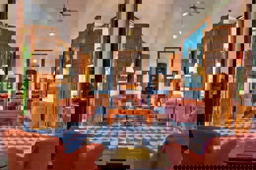 lux1378lo-91264-Lobby.jpg