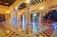lux1378mf-91267-Salon-de-Pacas-meeting-room-1.jpg
