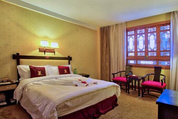 Lijiang Palace Hotel (12).jpg