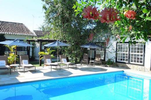 pardieiro-pousada-paraty-brazil.jpg