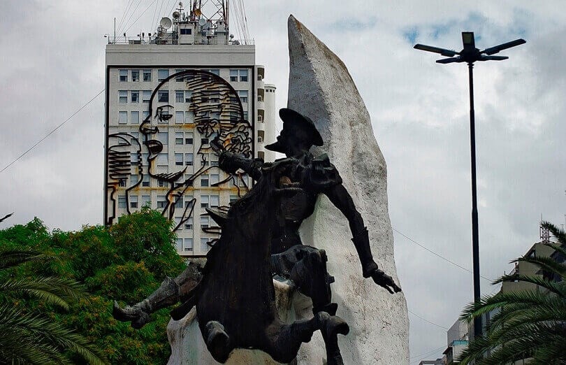 Eva Peron monument Buenos Aires