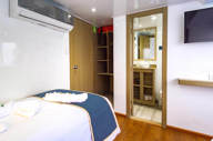 Spacious twin cabin 