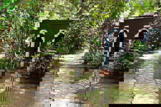 27517616353 4B565c66fa C