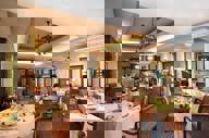 Restaurant 2