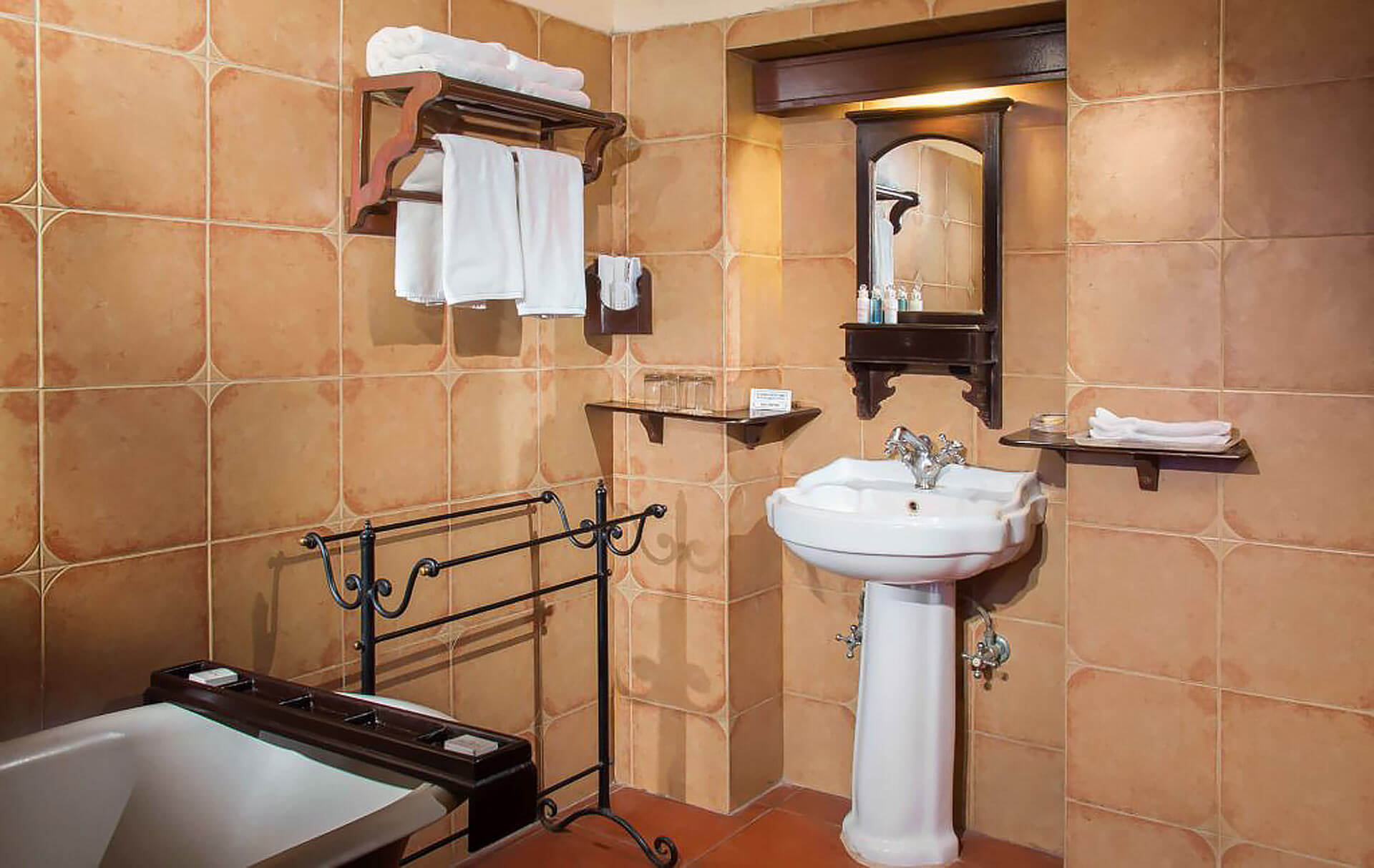 6 Bathroom 1024X647 2