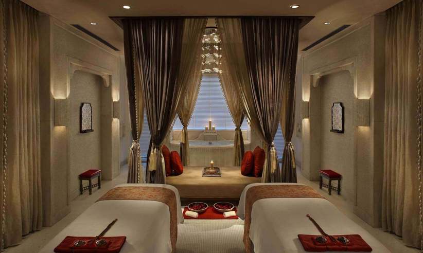 10 A Couple Suite Treatment Room