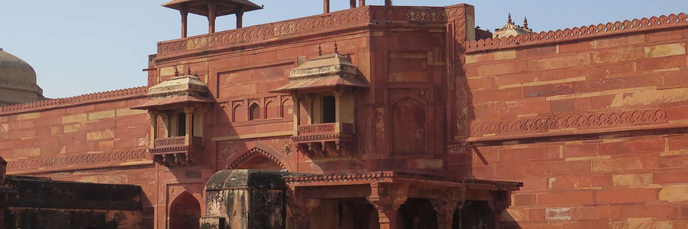 Fatehpur Sikr Bee 2220