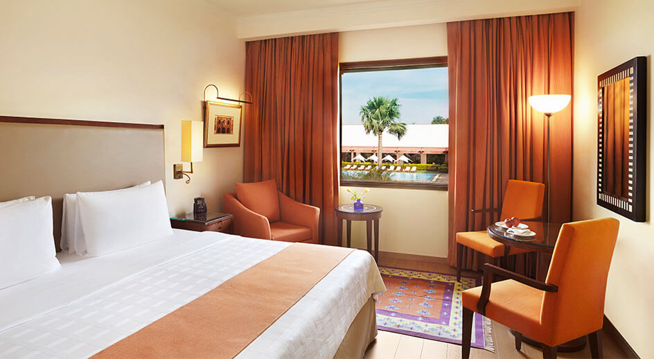 Premier Pool View Room