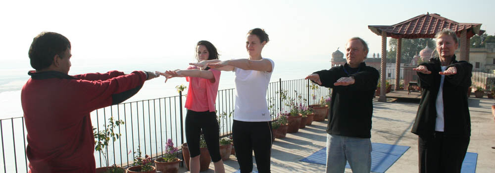 Shv Yoga1
