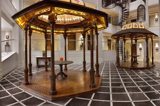 Gazebos At The Atrium Lobby 768X492