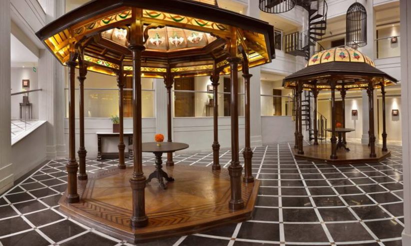 Gazebos At The Atrium Lobby 768X492