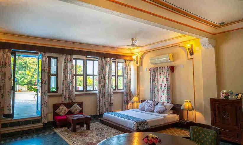 Courtyard Suites