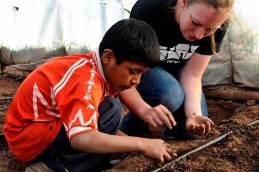 Greenhouse Planting Resized2 681X681