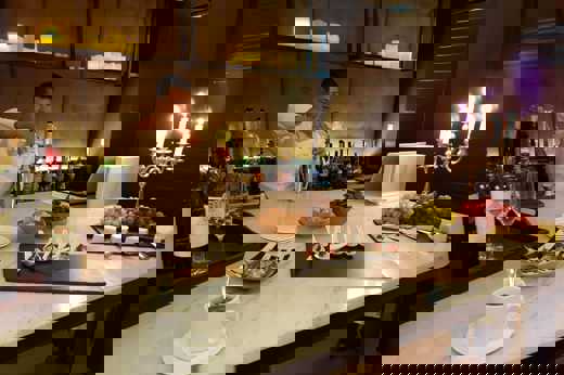 Evening Drinks & Hors D'oeuvres