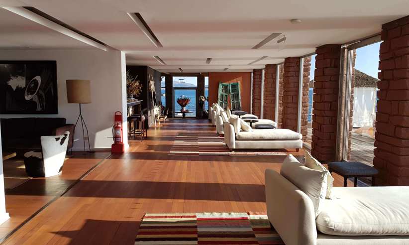 View the lake from the lounge during the day