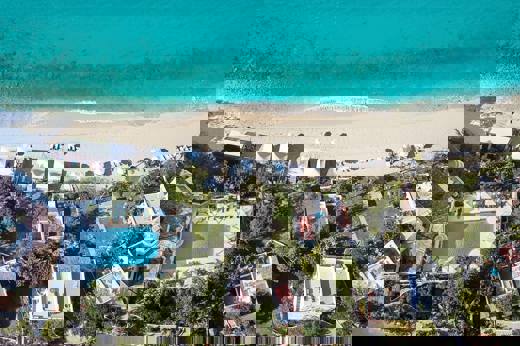 Las Ext View Baie Longue03 2580X1451