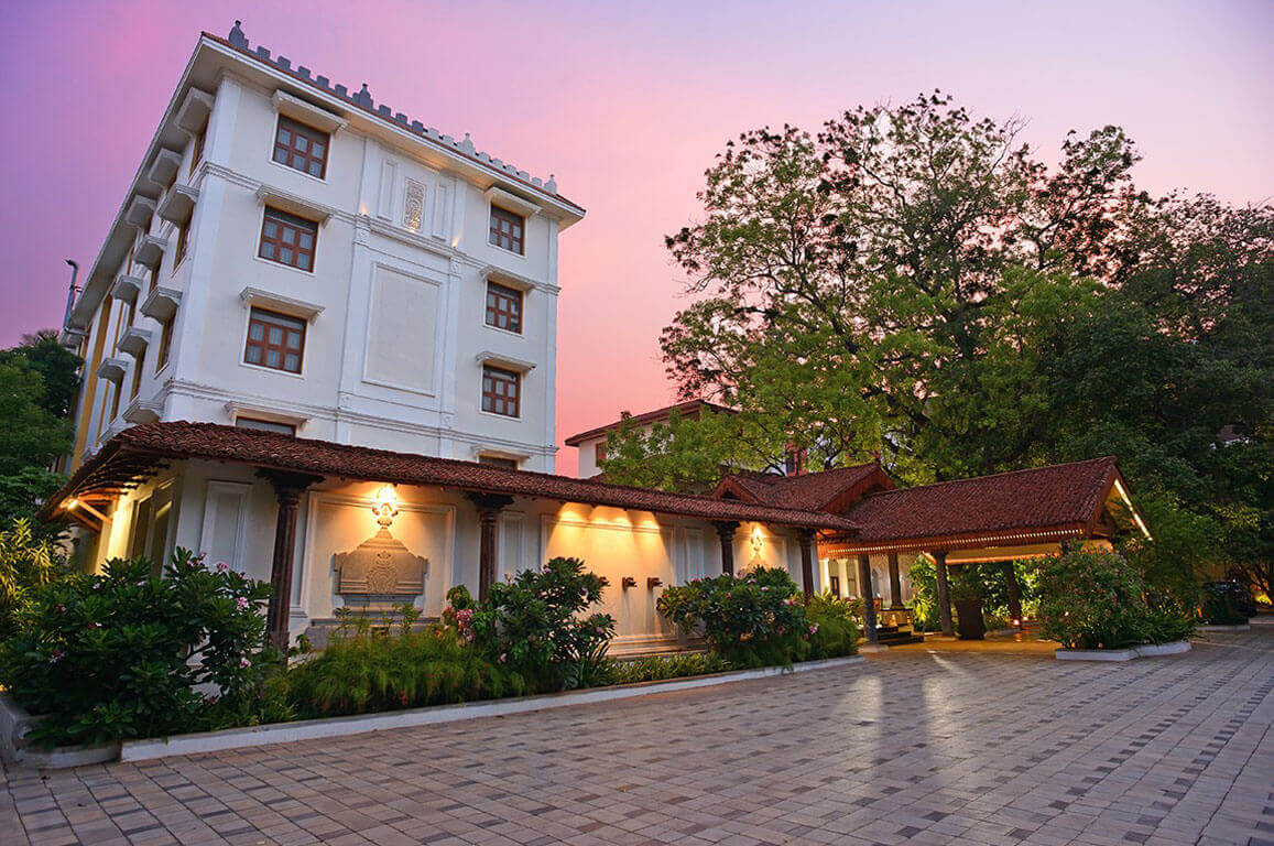 Svatma Resort entrance