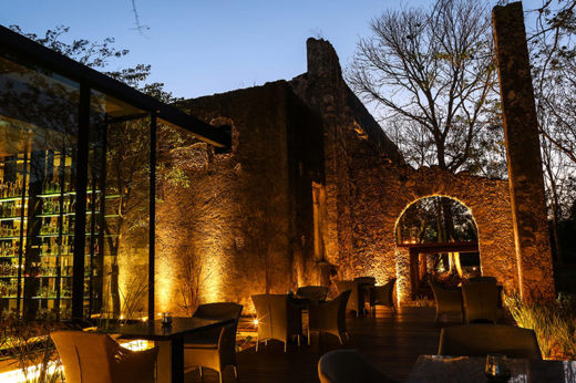 Al Fresco Dining