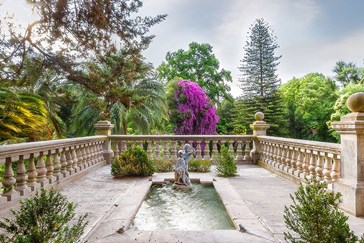Gardens Of The Hotel