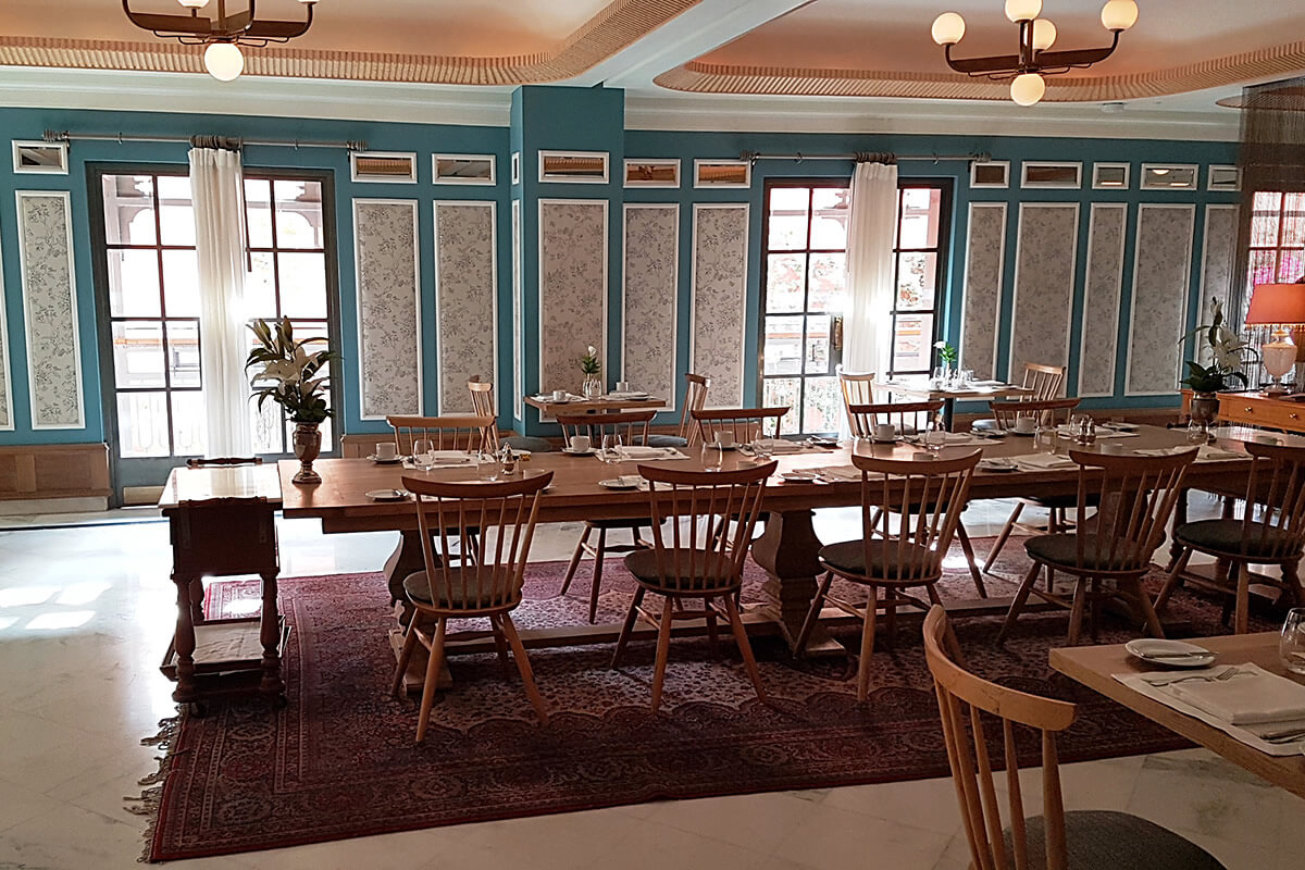 Breakfast Room
