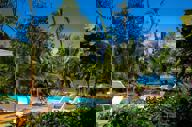 Le Cameleon Pool And Beach