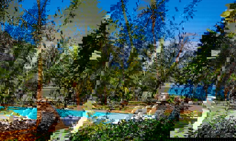 Le Cameleon Pool And Beach