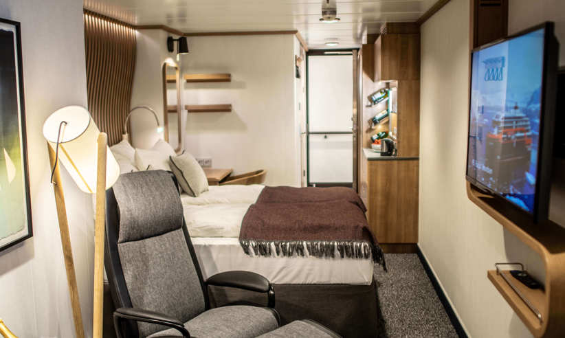 Well-appointed polar cabin