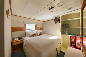 Comfortable double cabin on Coral I
