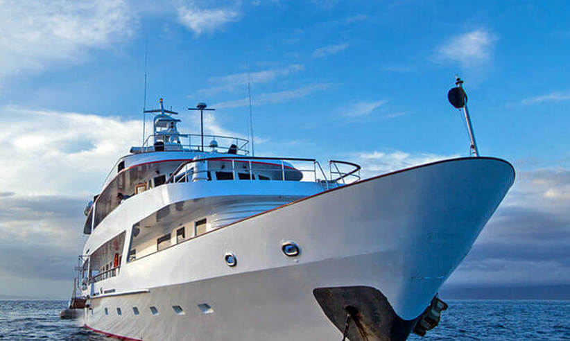 The elegant M/Y Passion 