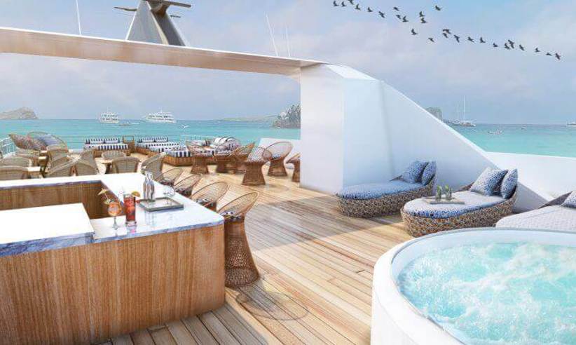 Enjoy the sundeck with its large jacuzzi